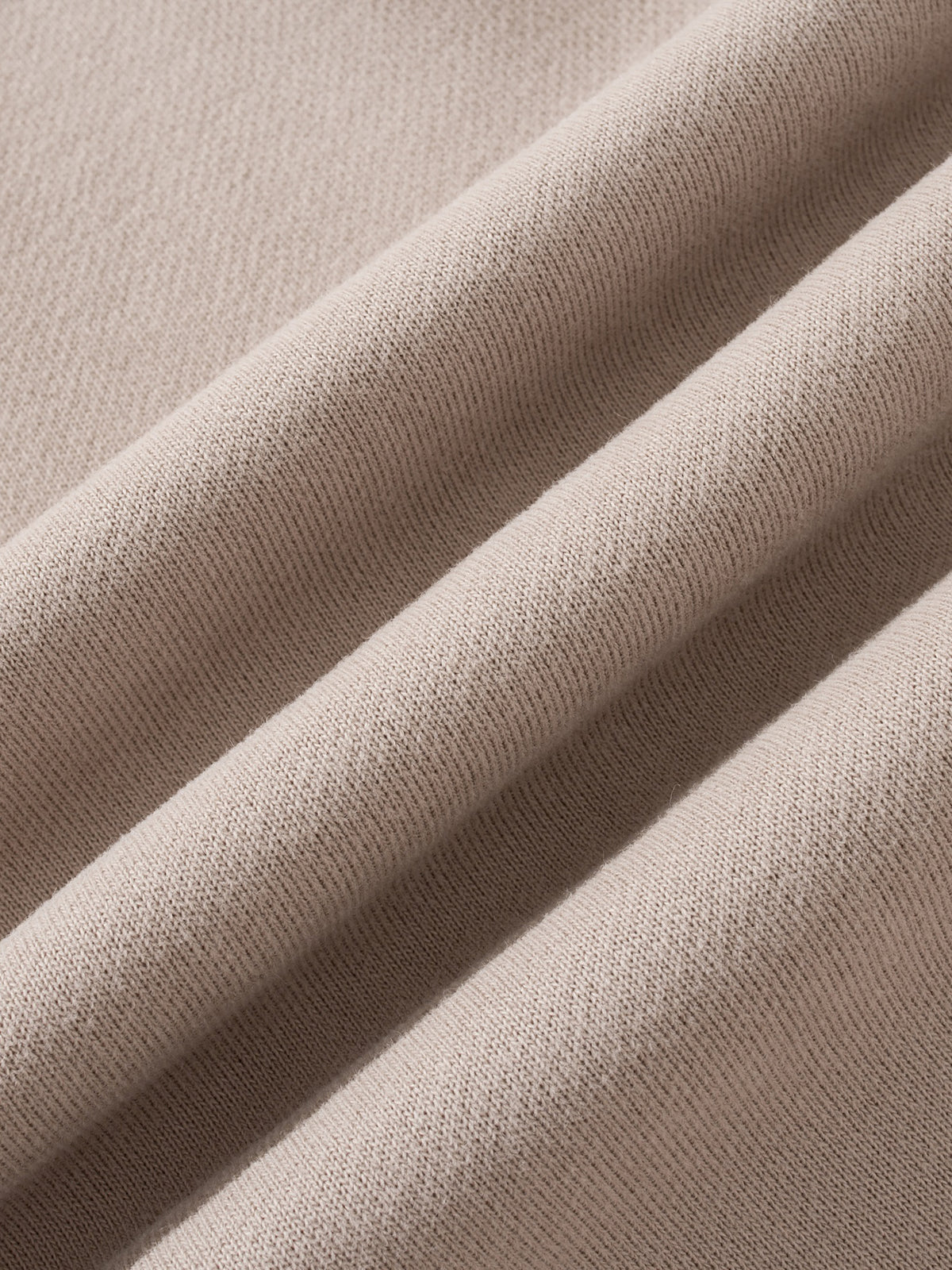 Gray Apricot detail