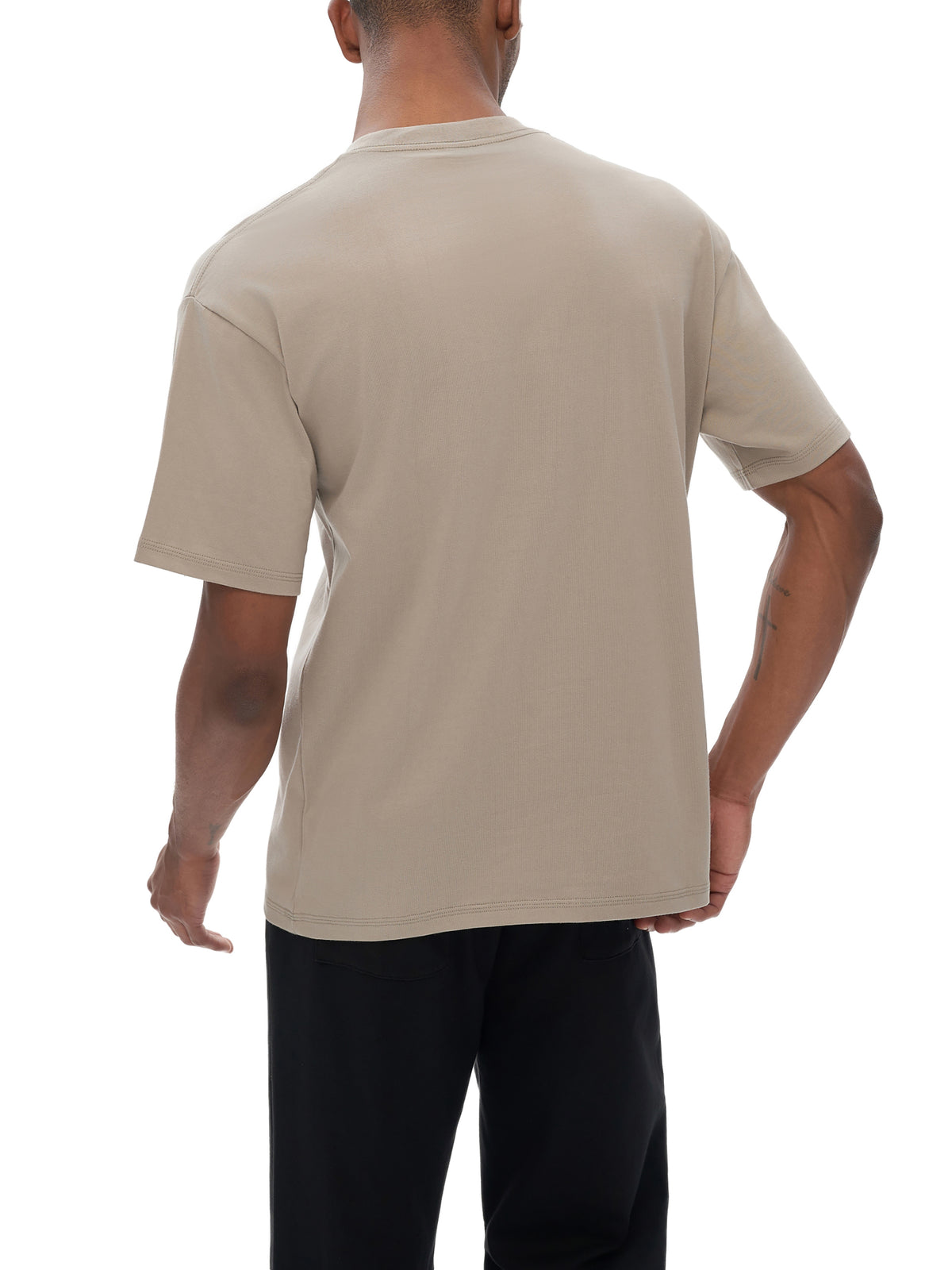 Smokey Olive model men
