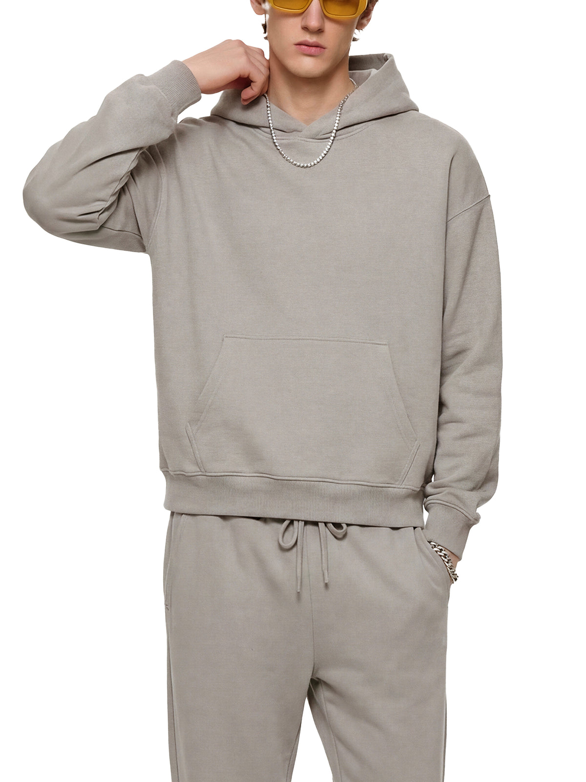 Medium Gray model men