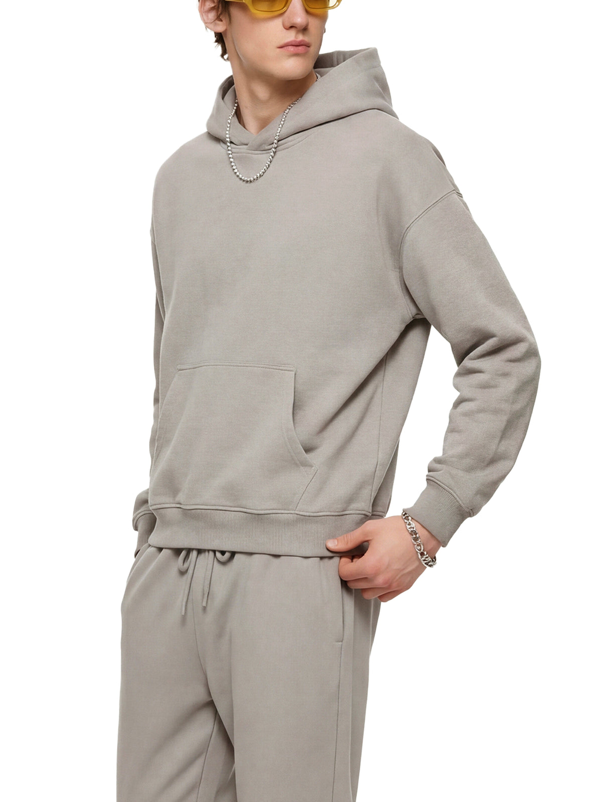 Medium Gray model men