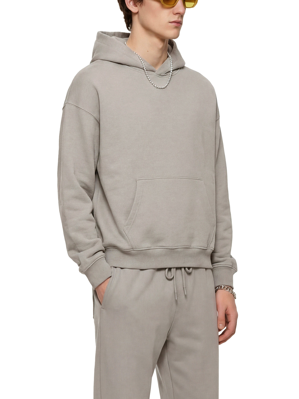 Medium Gray model men