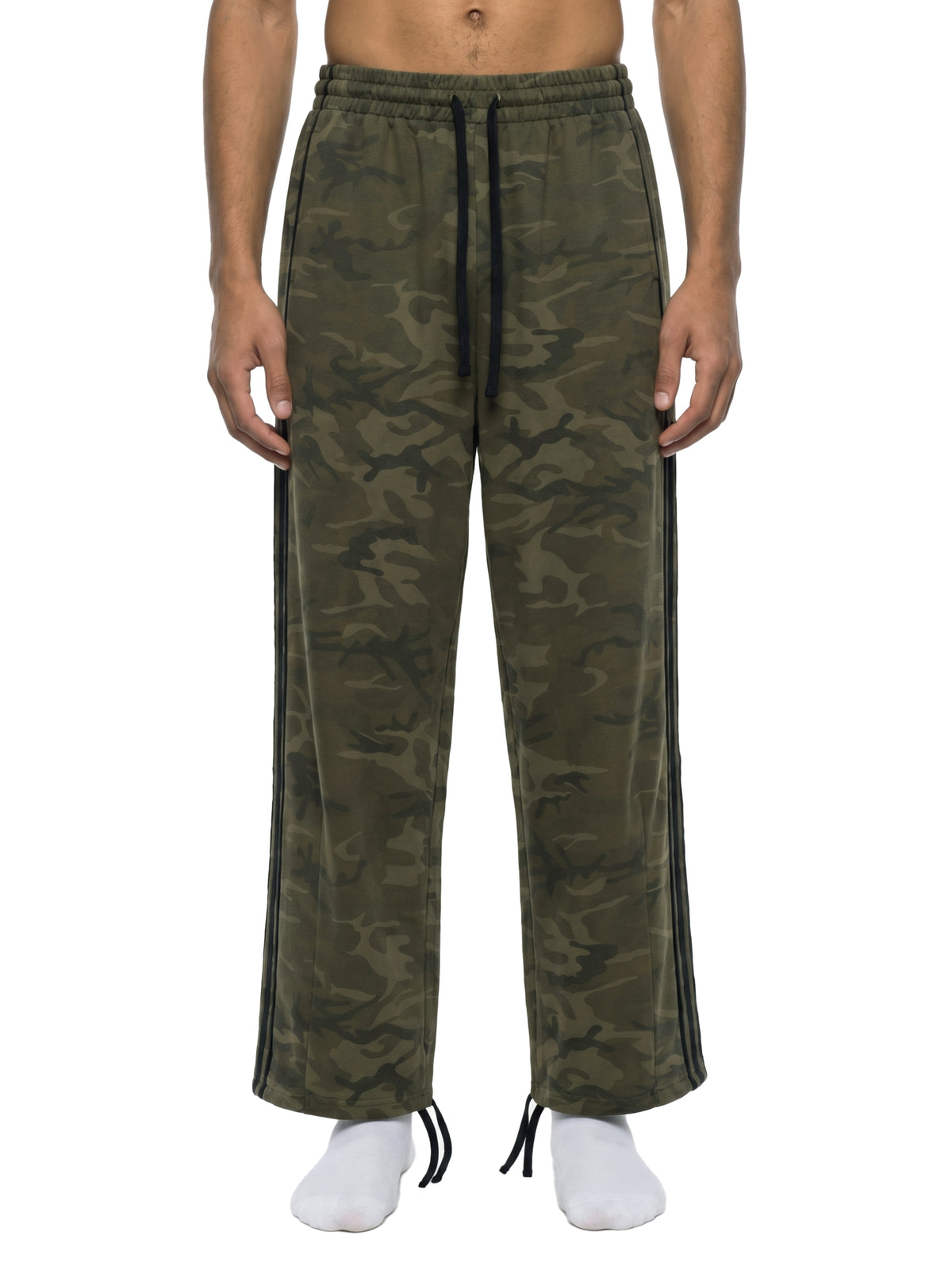 Army Green Camo model men