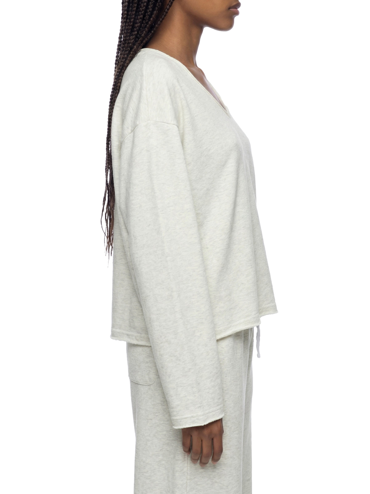 Oat Gray model women