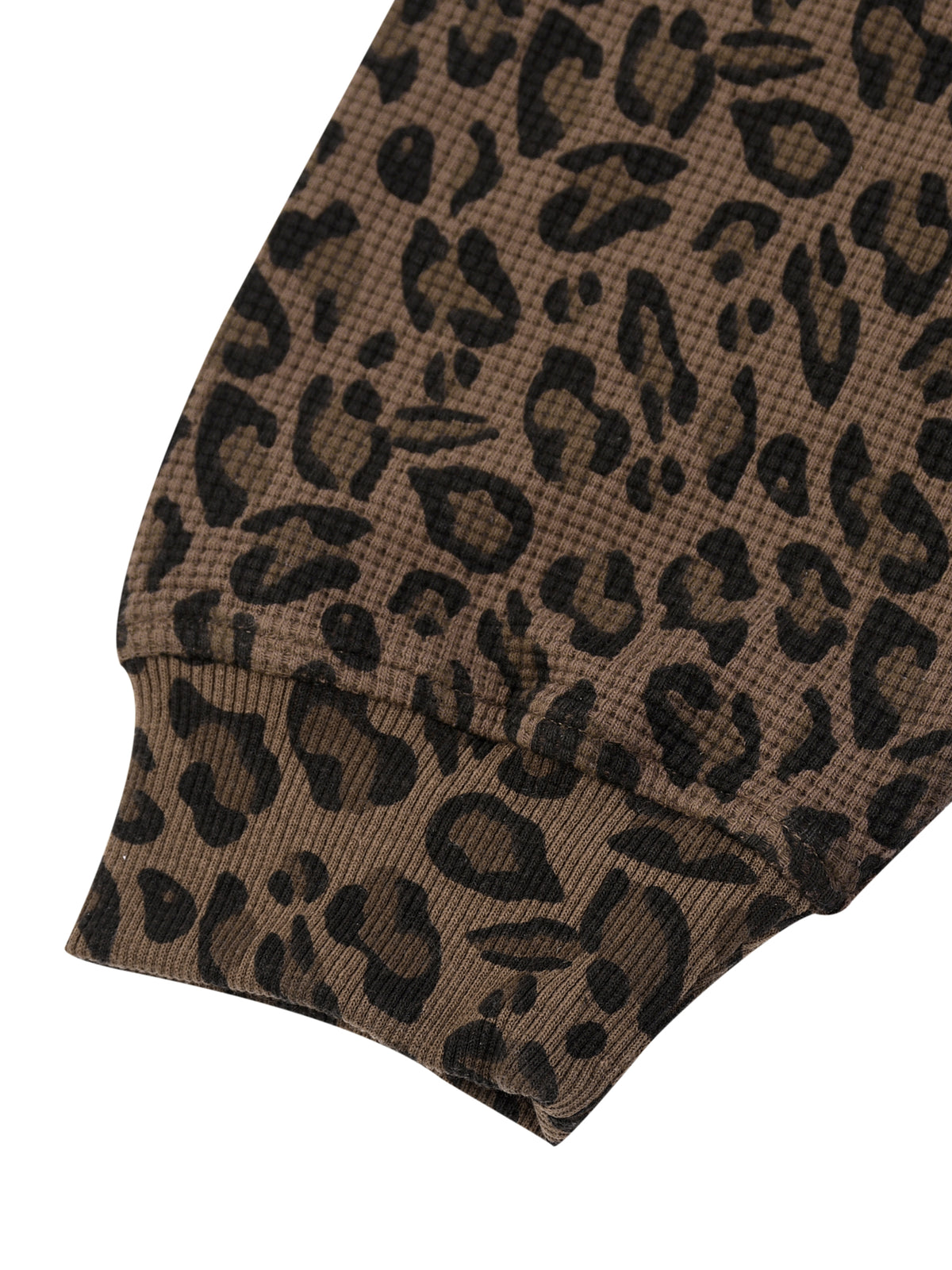 Leopard Brown detail