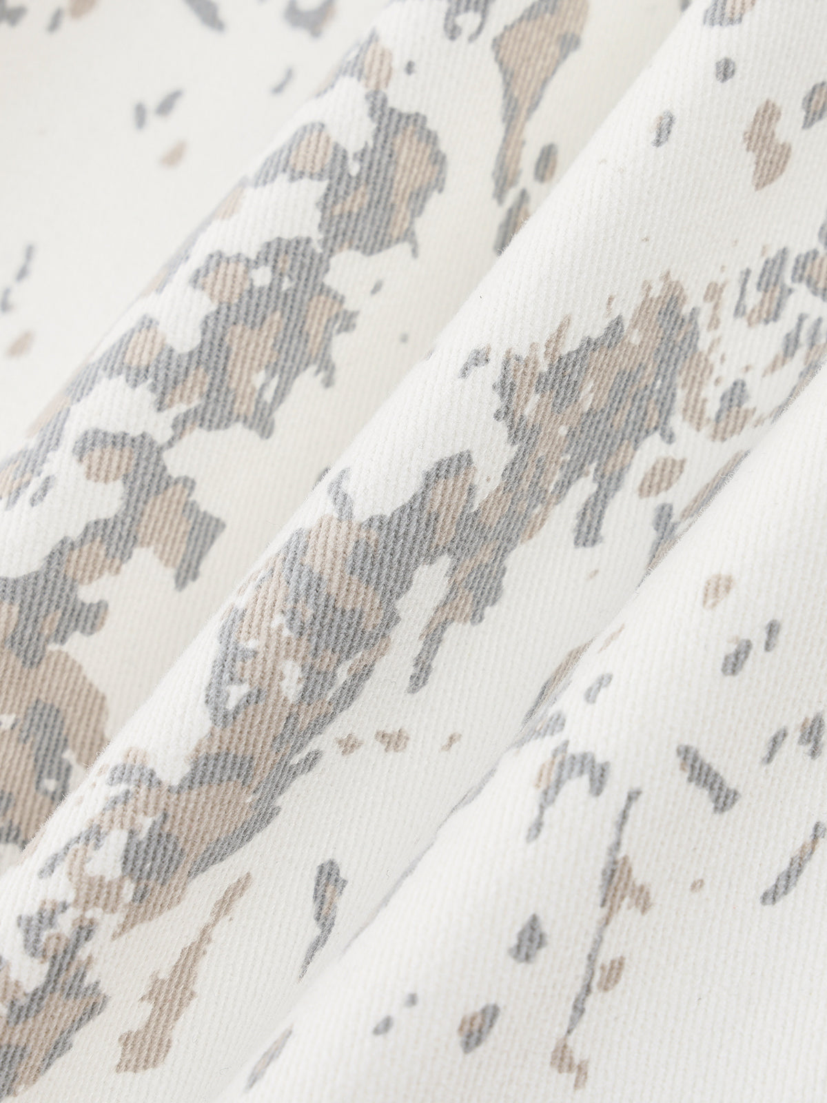 Leopard White detail