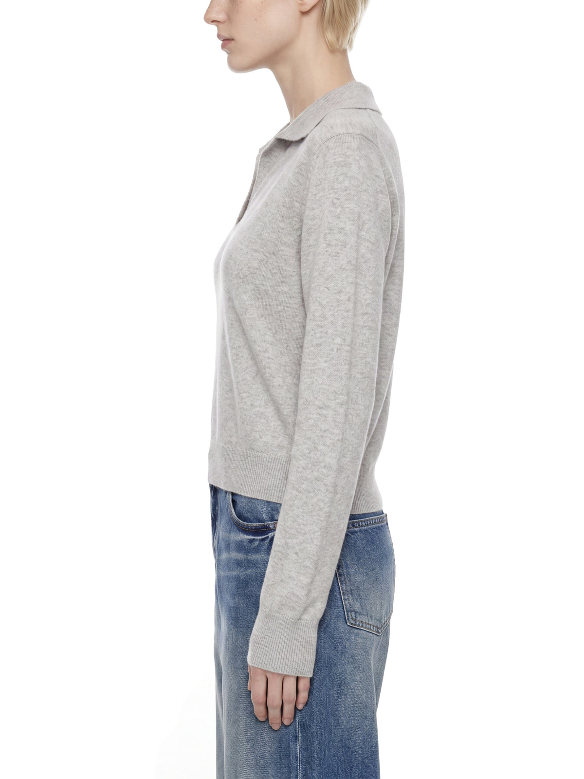 Oat Gray model women