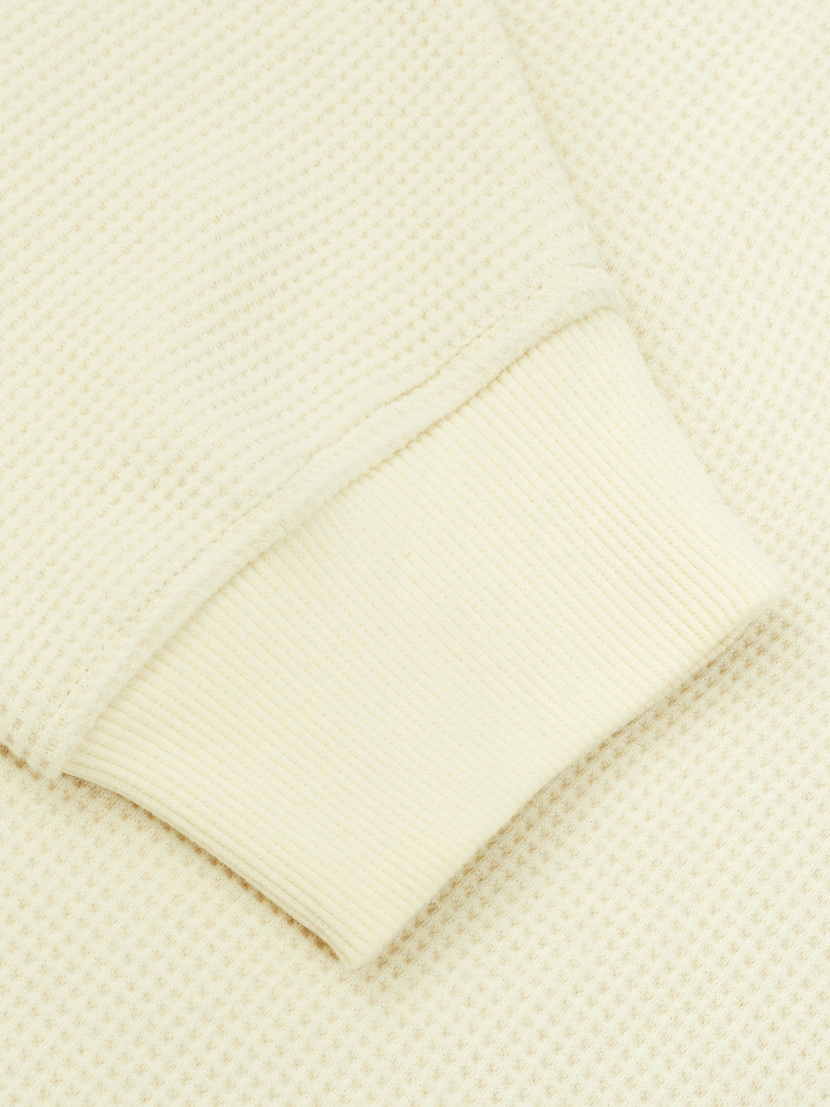 Mild Apricot detail