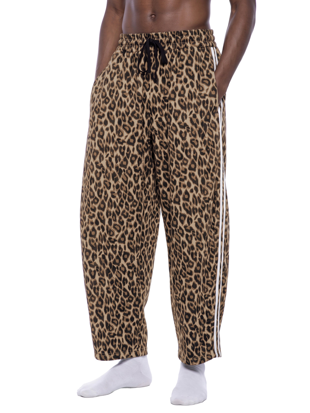 Leopard Coffee model men