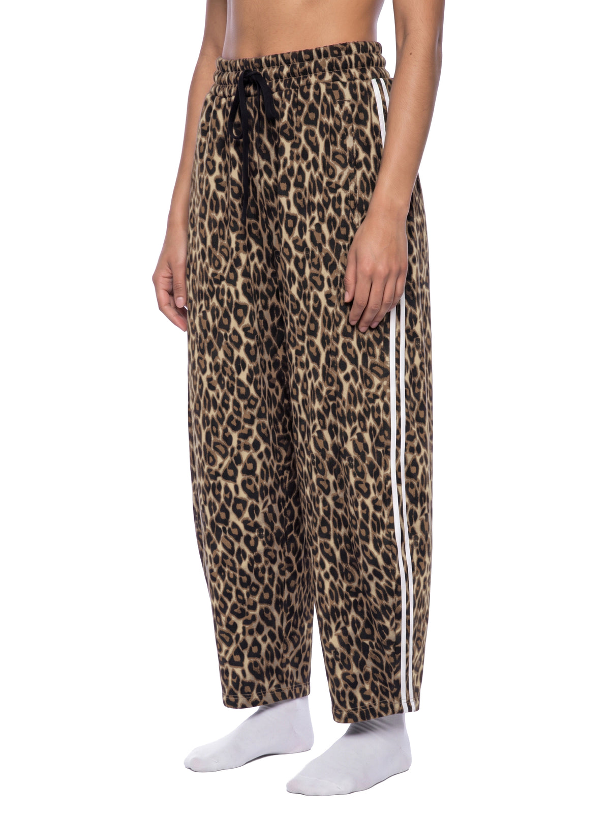 Leopard Coffee model women