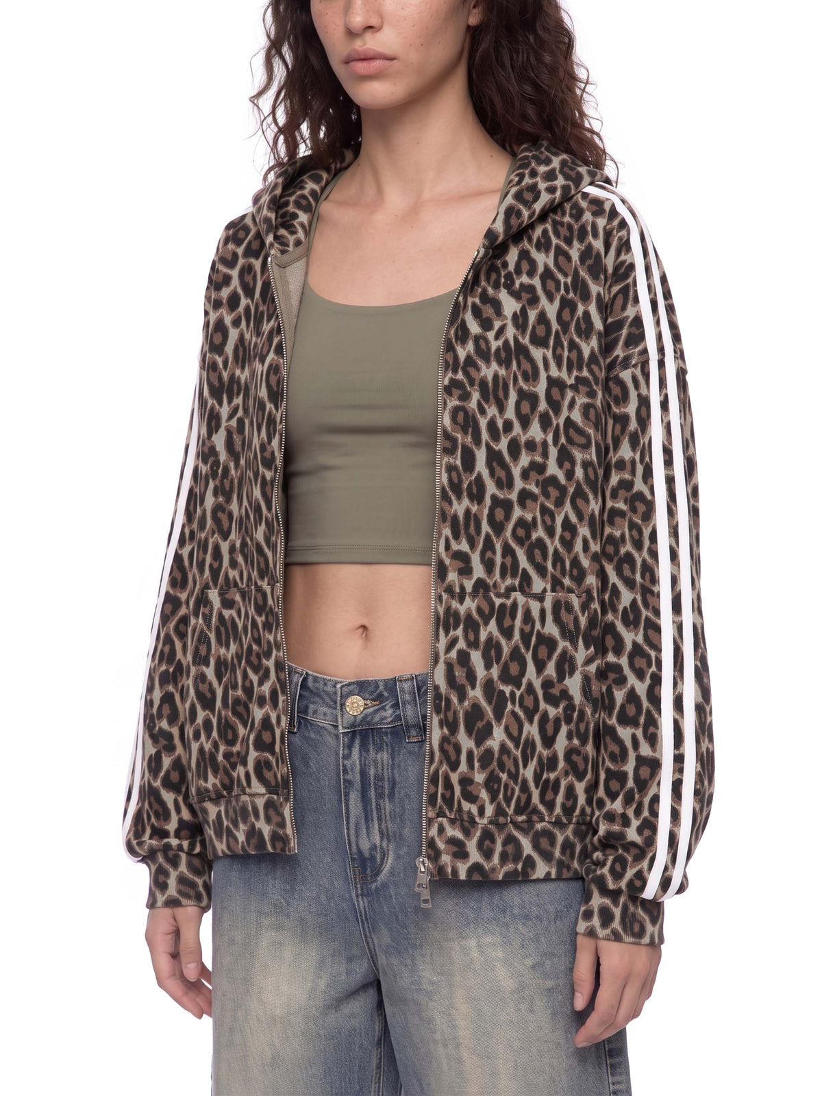 Leopard Coffee model women