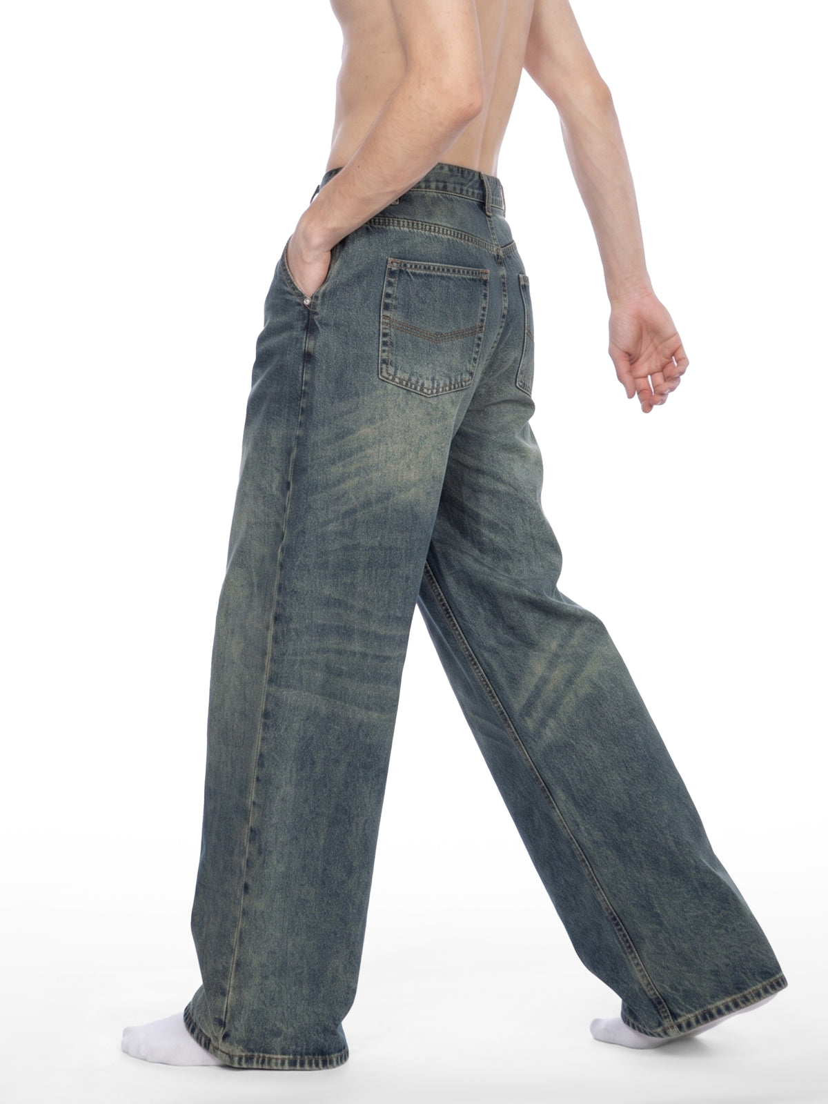 Vintage Wash Baggy Jeans