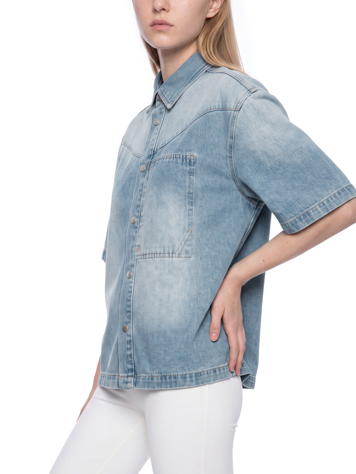 Jeans Blue model women