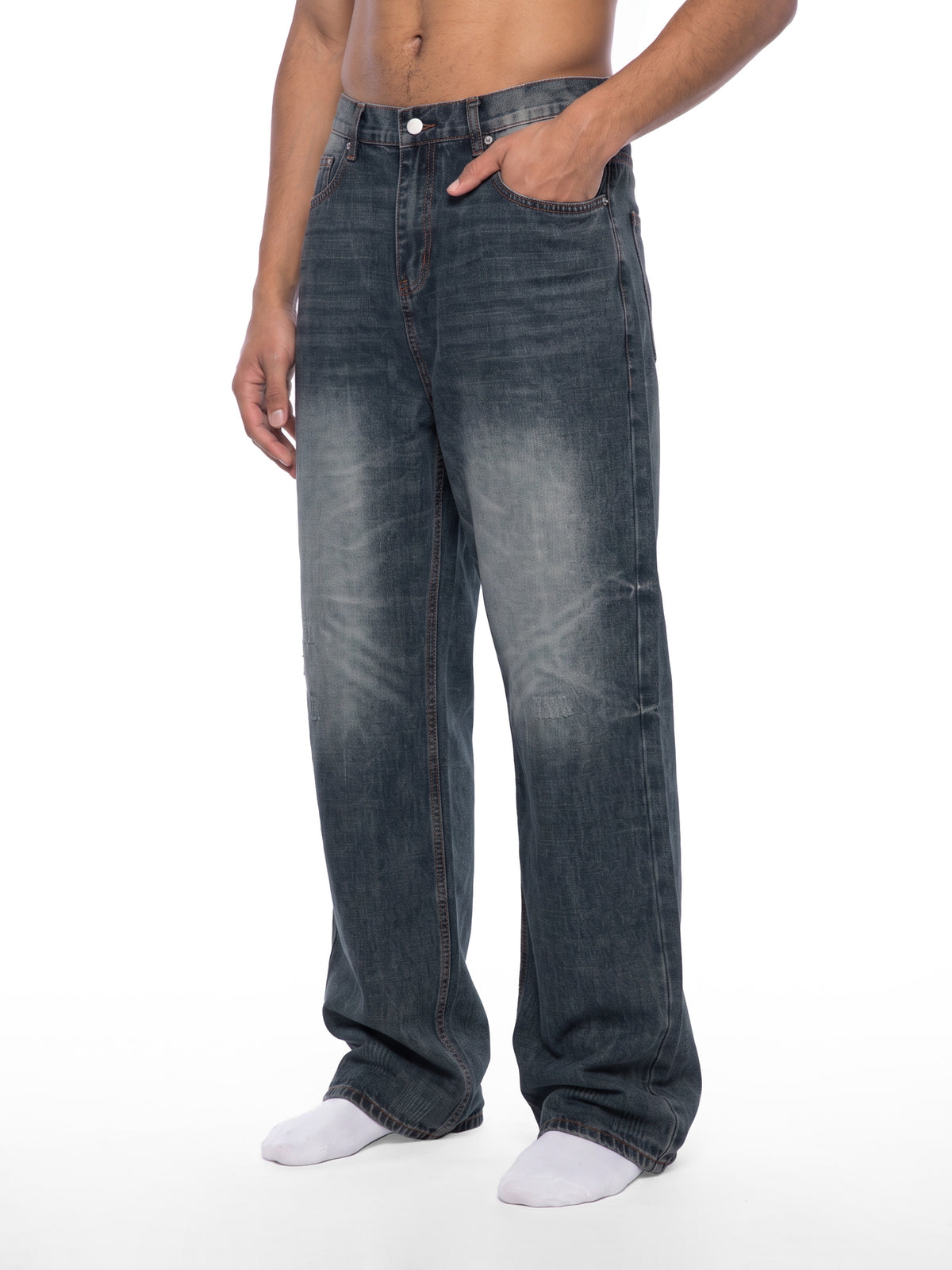 Distressed Wide Leg Jeans