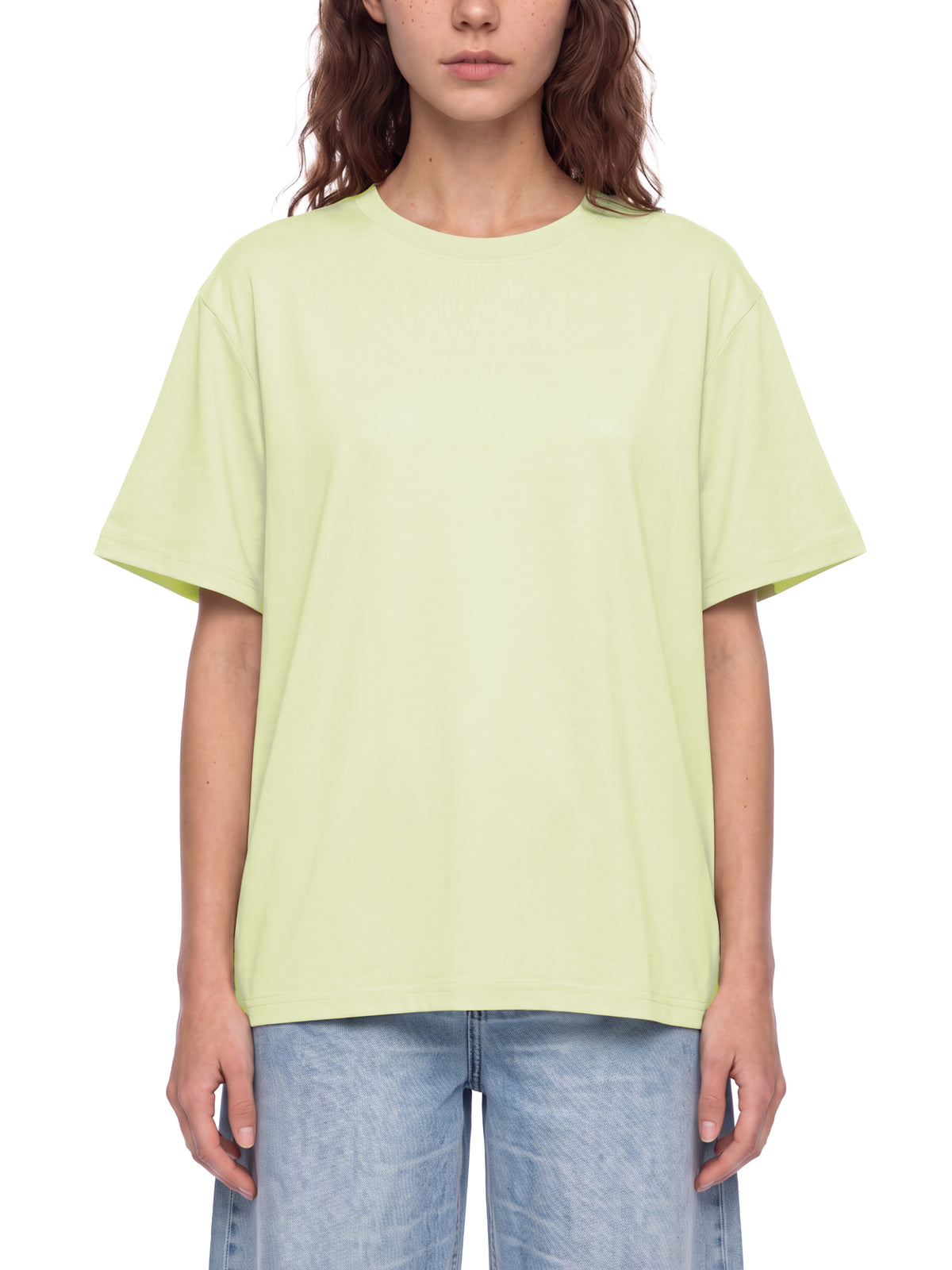 Bean Green model women