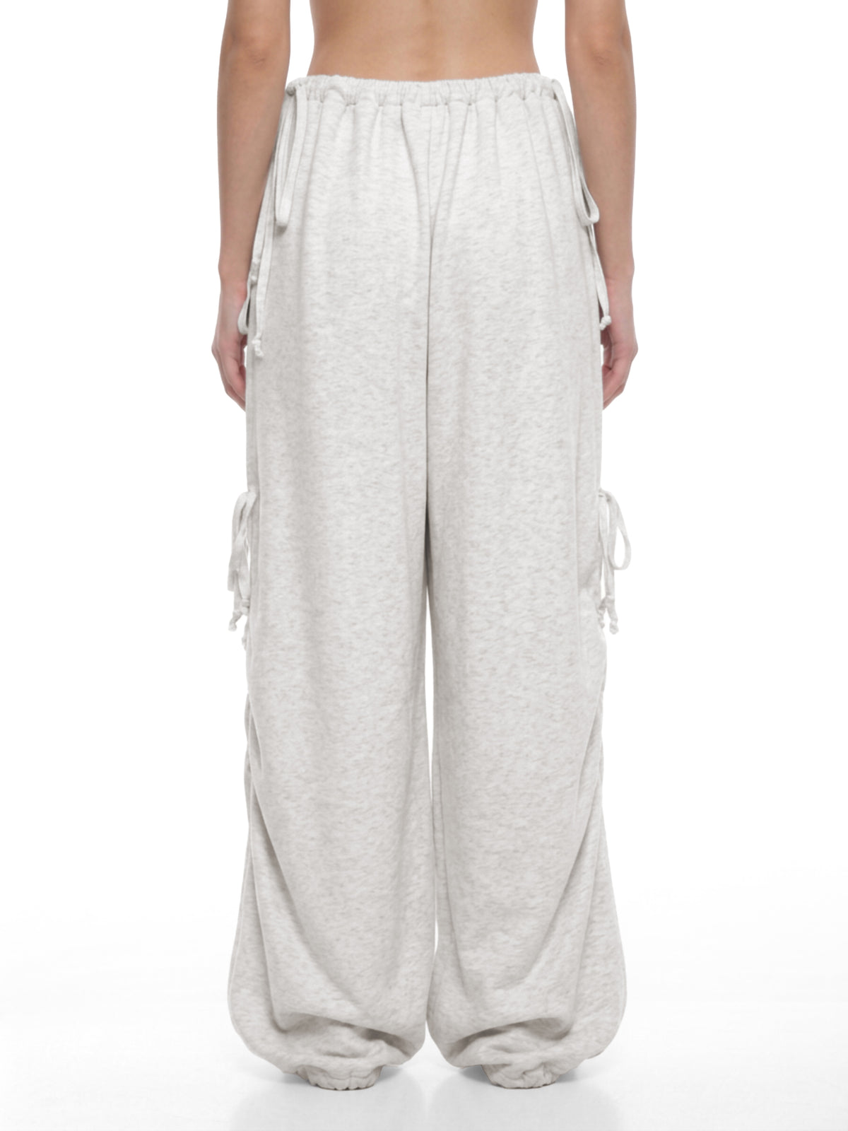 Oat Gray model women