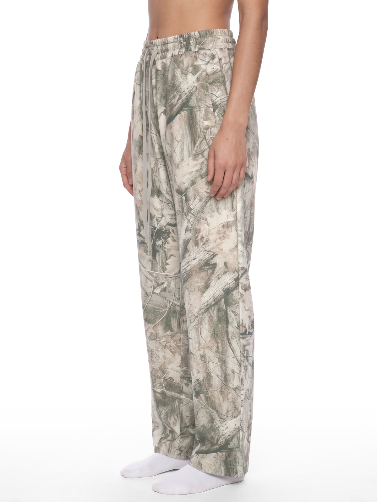 Tree Camo Gray Apricot model women