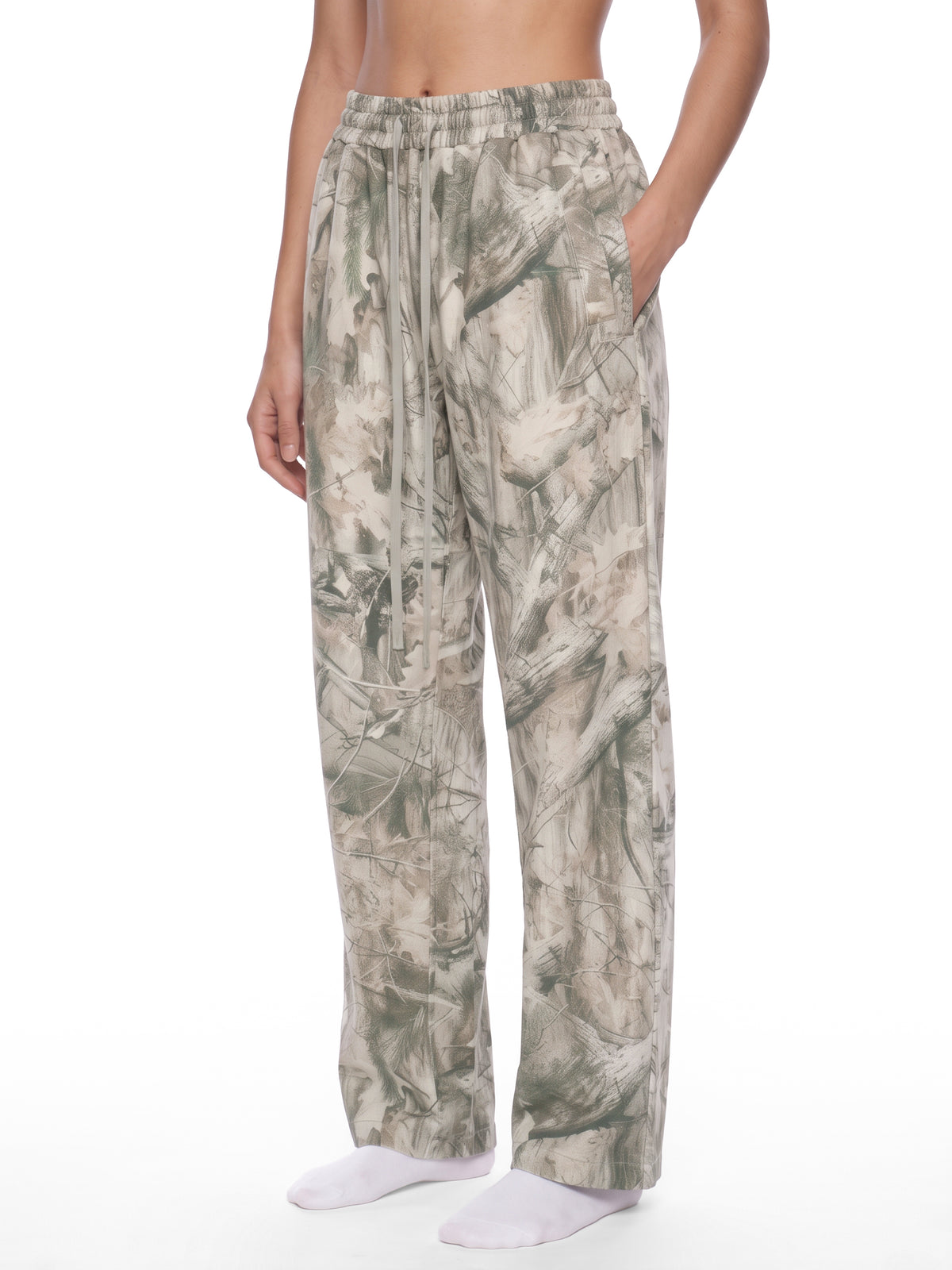 Tree Camo Gray Apricot model women