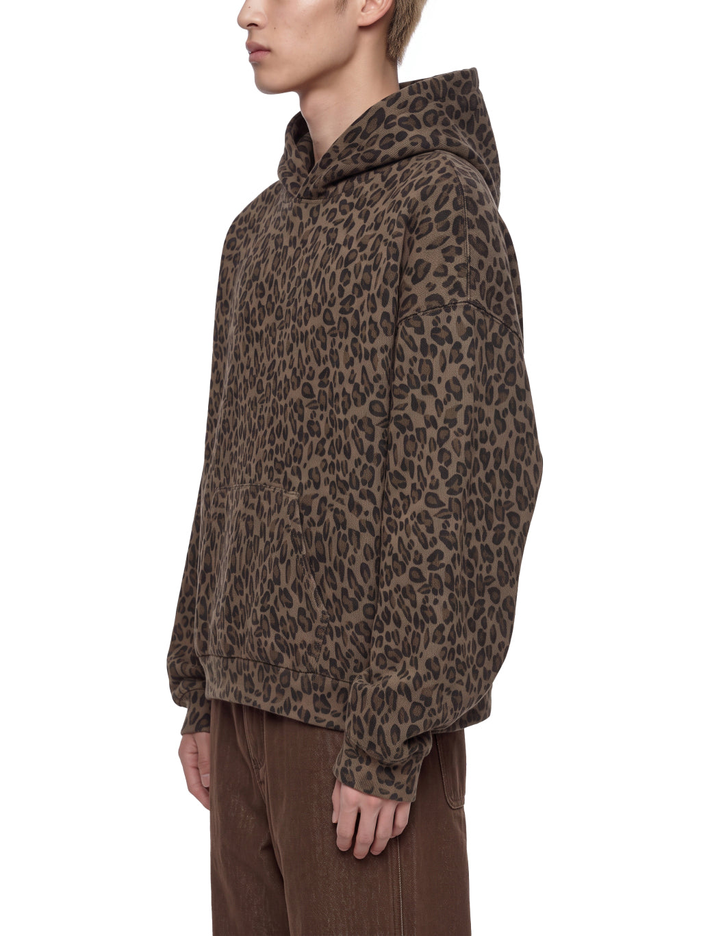 Leopard Brown model men